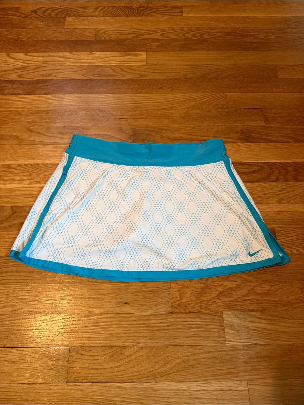 Nike White and Teal Performance Tennis Skirt